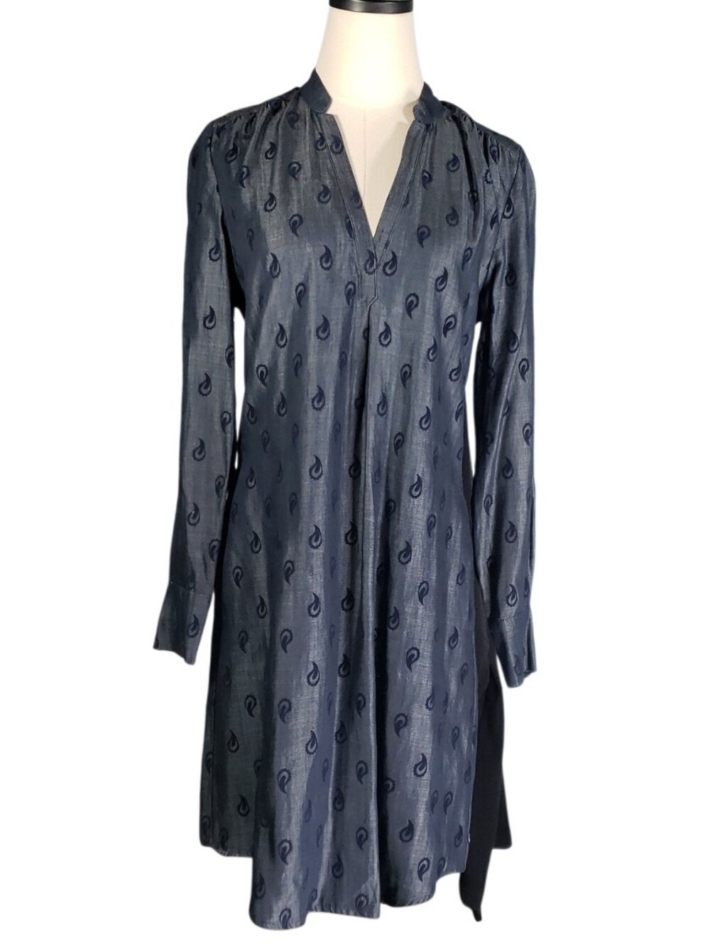 Anthropologie Hatley Blue Chambray Flocked Paisley Shift Dress S Lyocell Career